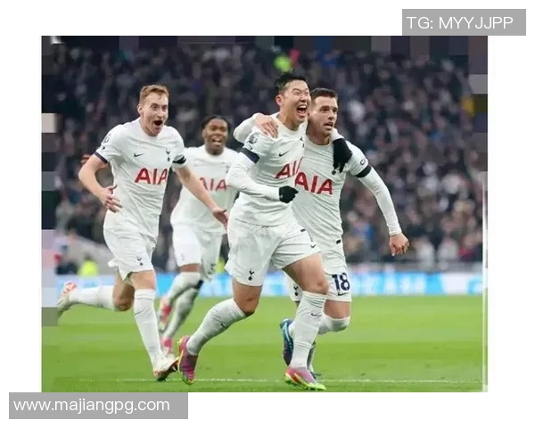 西蒙斯加盟热刺接过孙兴慜7号却17场未能破门引发热议