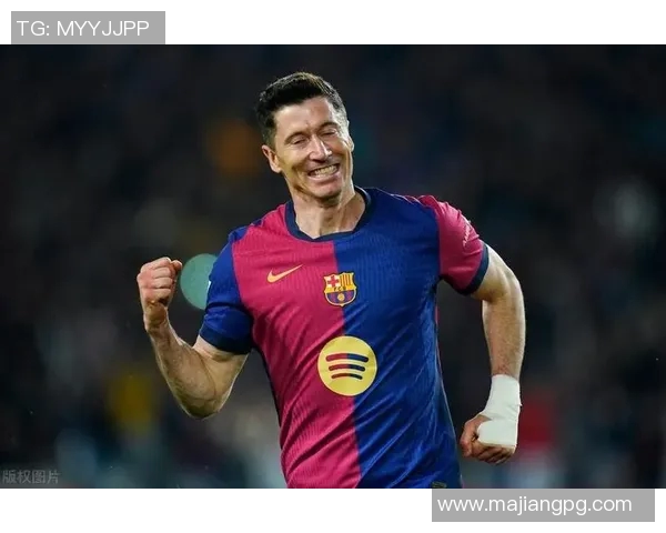 费内巴切为莱万提供一年半合同莱万希望获得两年半合同的愿望未能实现