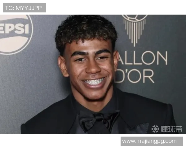 皇马球迷回应亚马尔嘲讽：明天让他们见识我们的实力